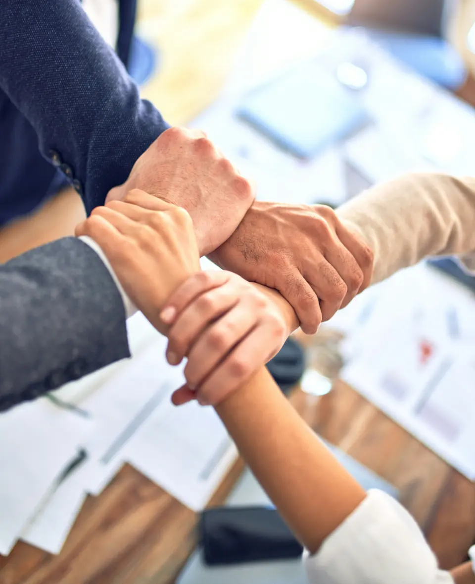 Handschlag, Vertrauen und verlässliche Zusammenarbeit